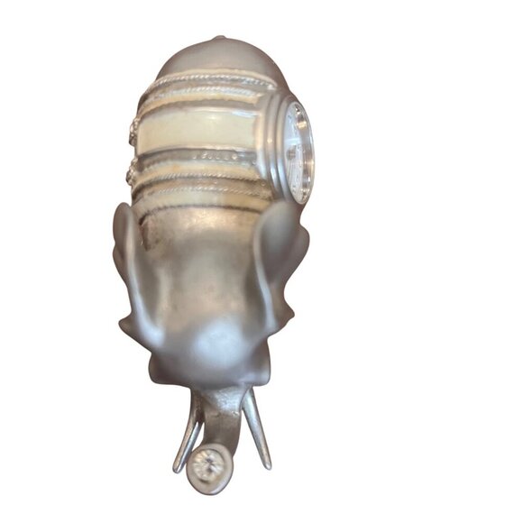 Small Elgin Solid Metal Pewter Finish Desk Clock Elephant with Gems Eyes Trunk - Picture 4 of 8